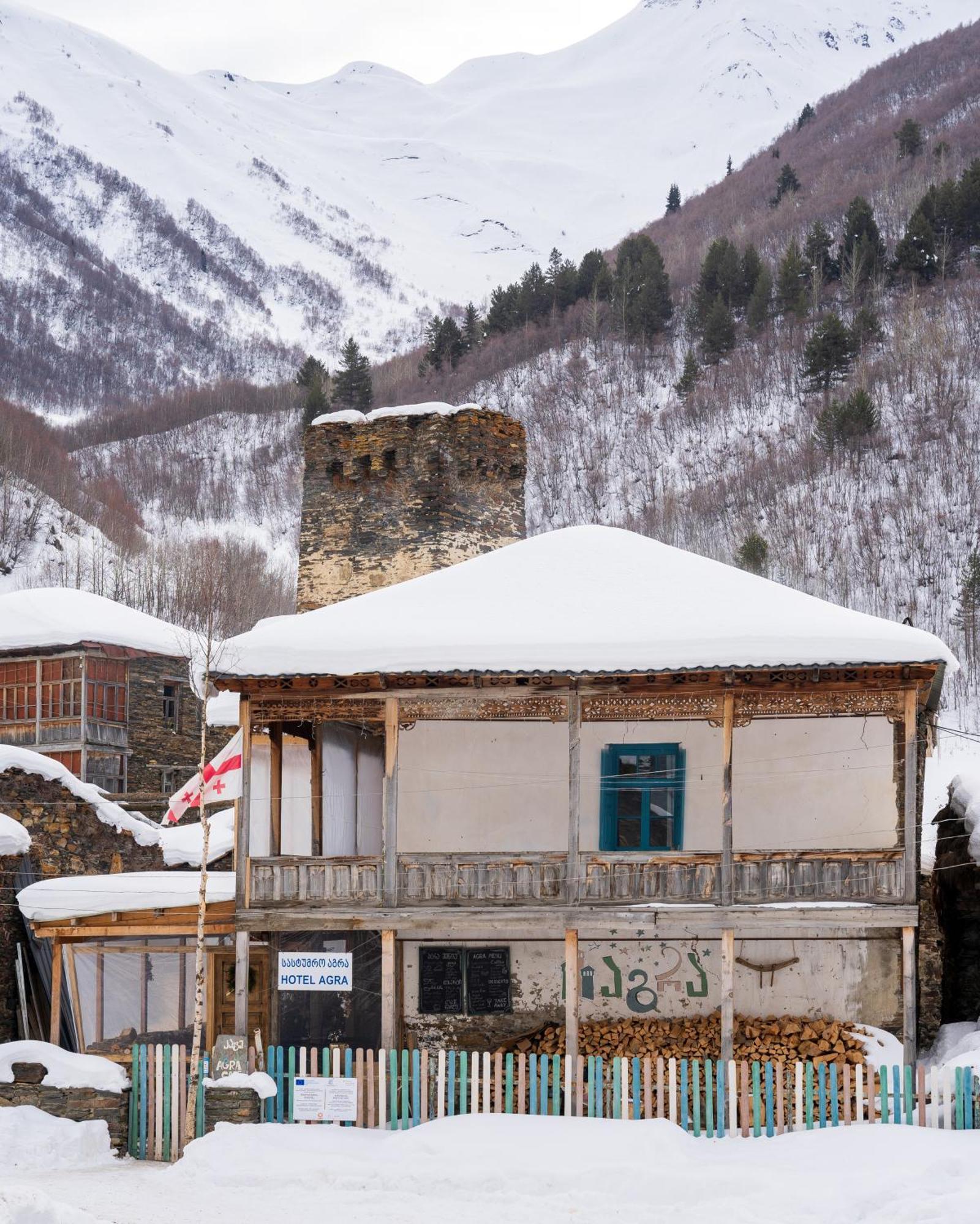 Agra Ushguli Hotel Exterior foto